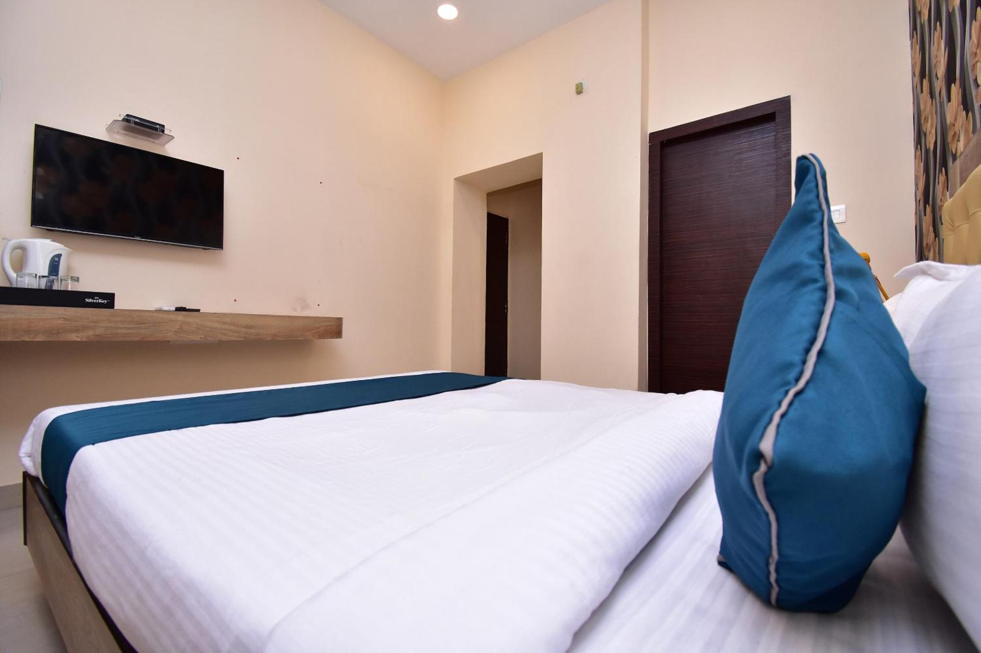 Hotel O Stay Hub Park Street コルカタ エクステリア 写真